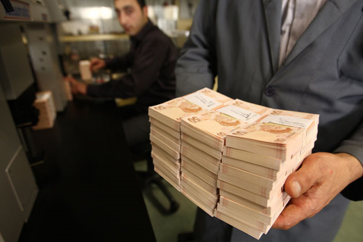 Tüketici Kredileri 218.9 Milyar TL\'ye Ulaştı