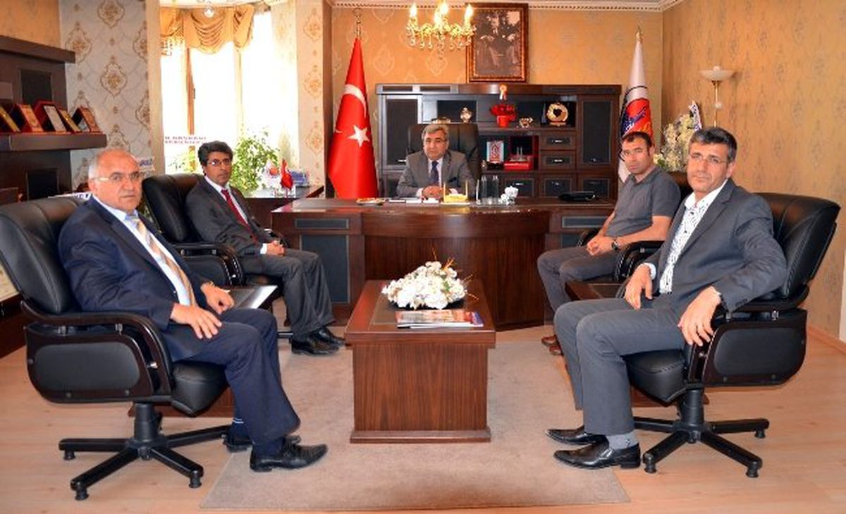 Türkiye Kamu-Sen İl Temsilciliği\'nden Ticaret Borsası\'na Ziyaret
