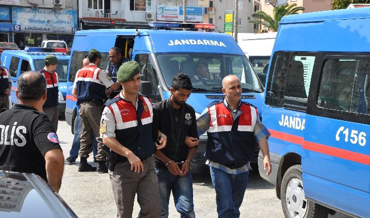 Uyuşturucu Operasyonu: 15 Gözaltı