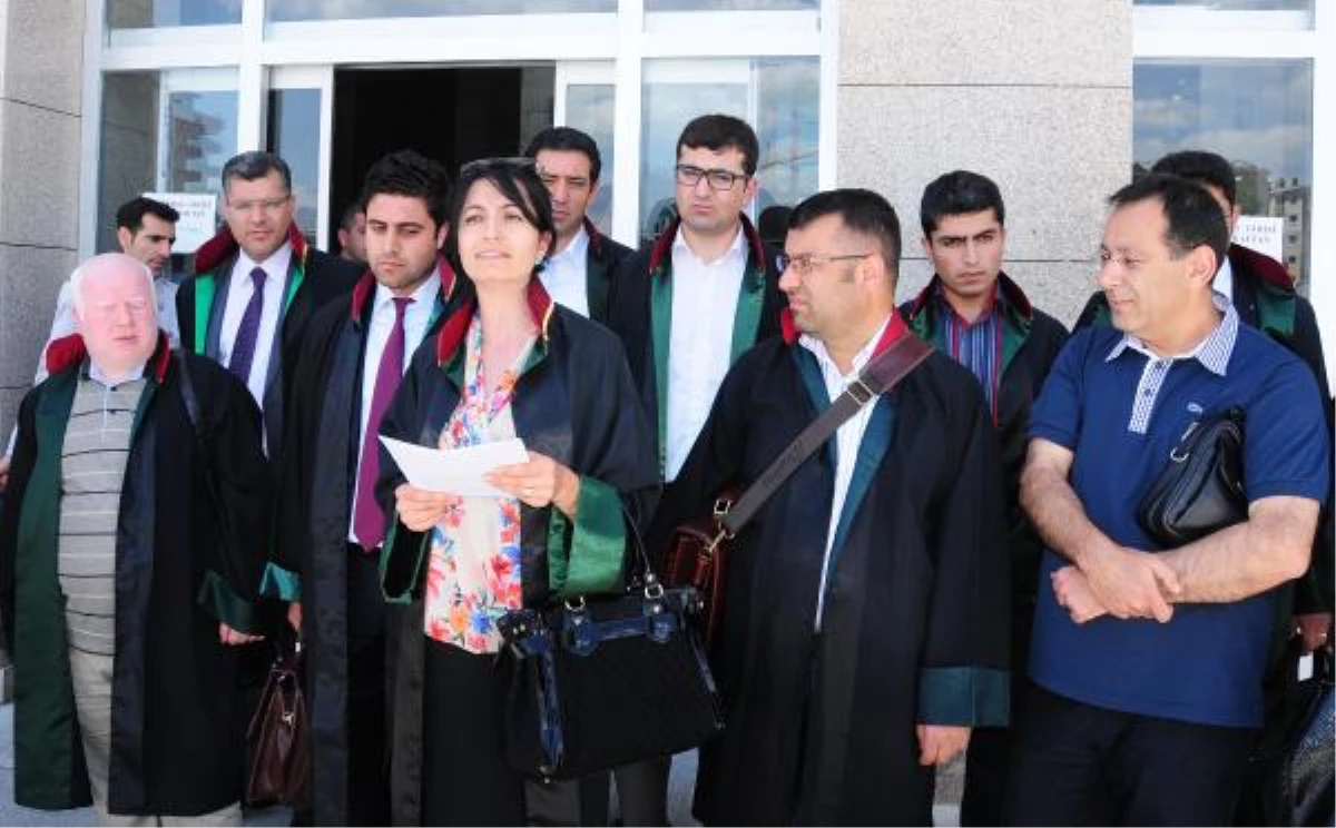 Van\'da Avukat ve Öğrencilerden Gezi Açıklaması