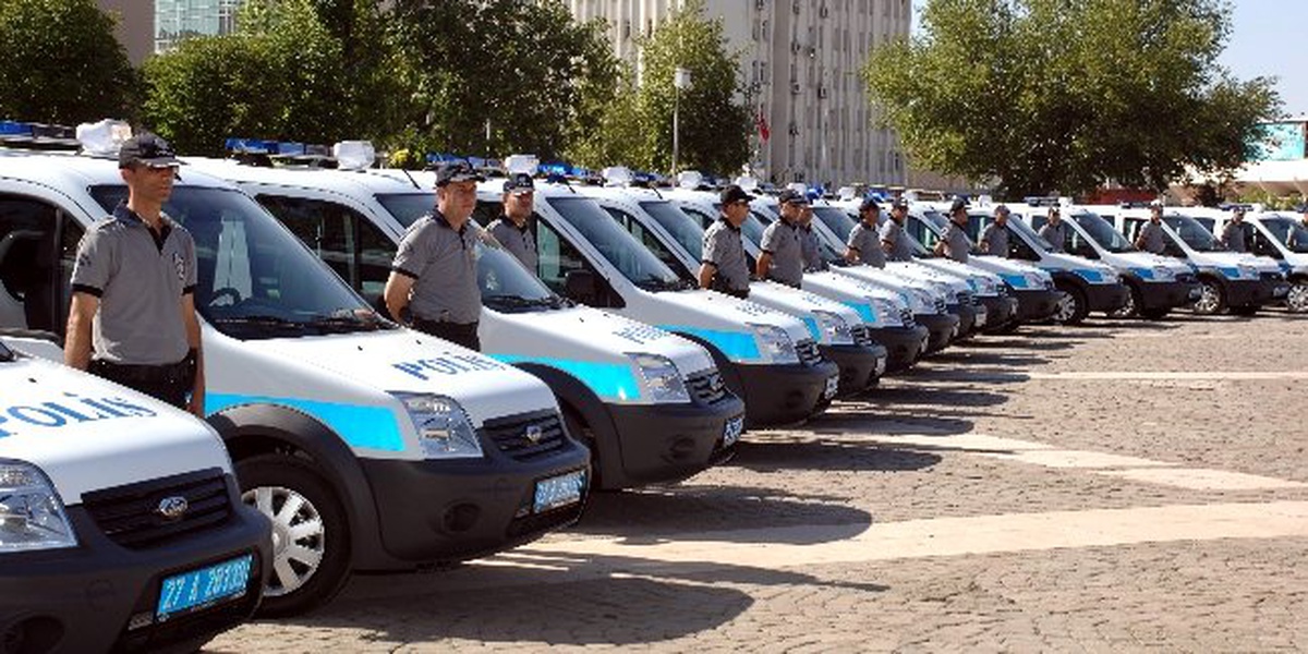 60 Adet Ekip Otosu Törenle Hizmete Alındı