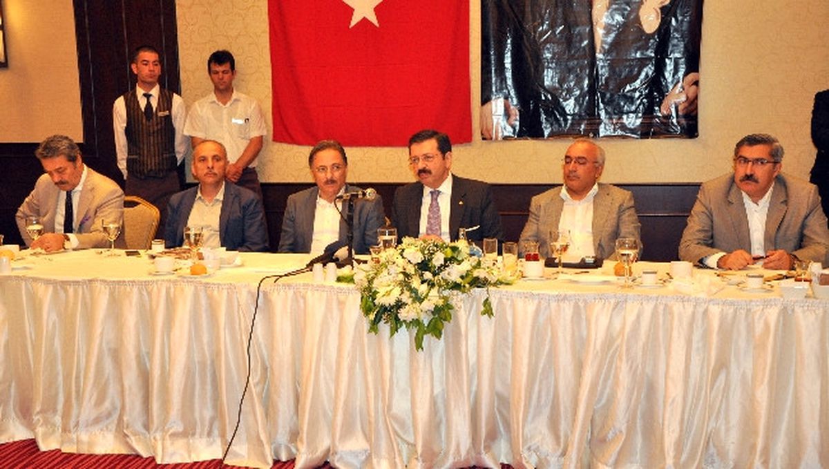Akiller Mersin\'de Basınla Buluştu