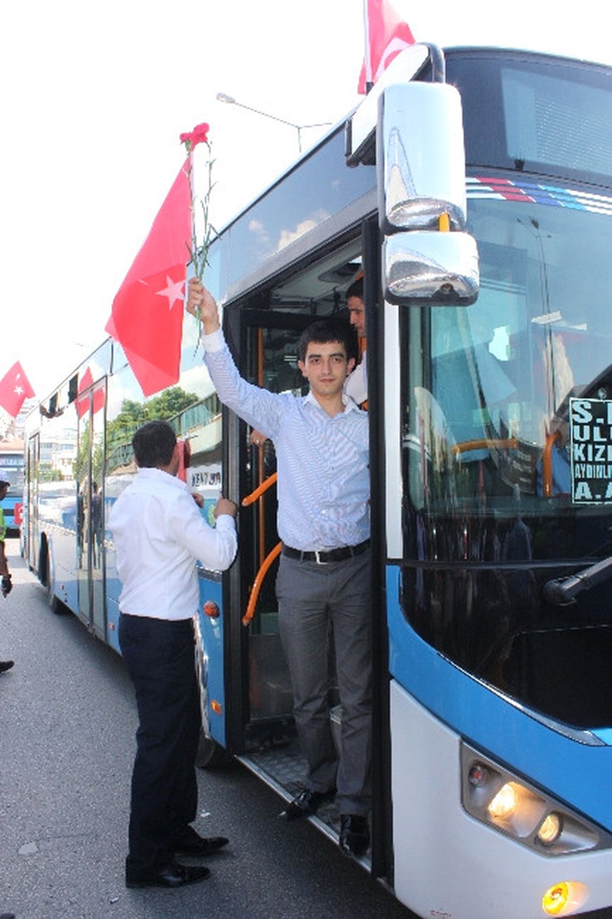 Ankaralı Dolmuş ve Taksi Esnafından \'Eylemler Sona Ersin\' Konvoyu