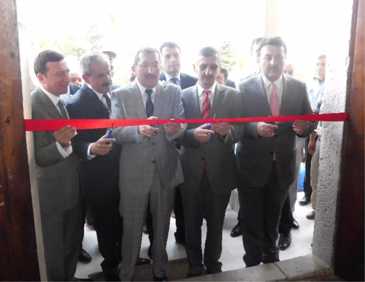 Araç Belediyesi Yeni Binasına Kavuştu