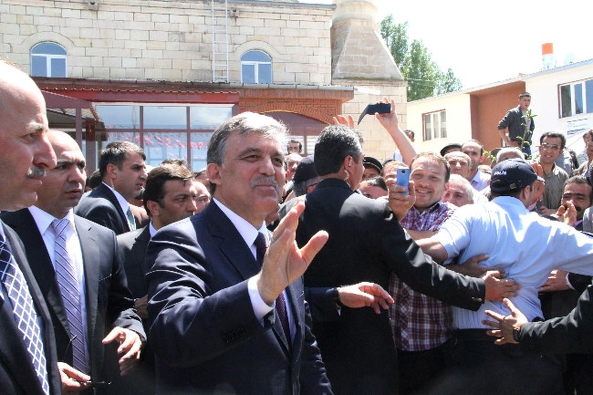 Cumhurbaşkanı Gül\'e, Nineden Köy Yumurtası Hediye