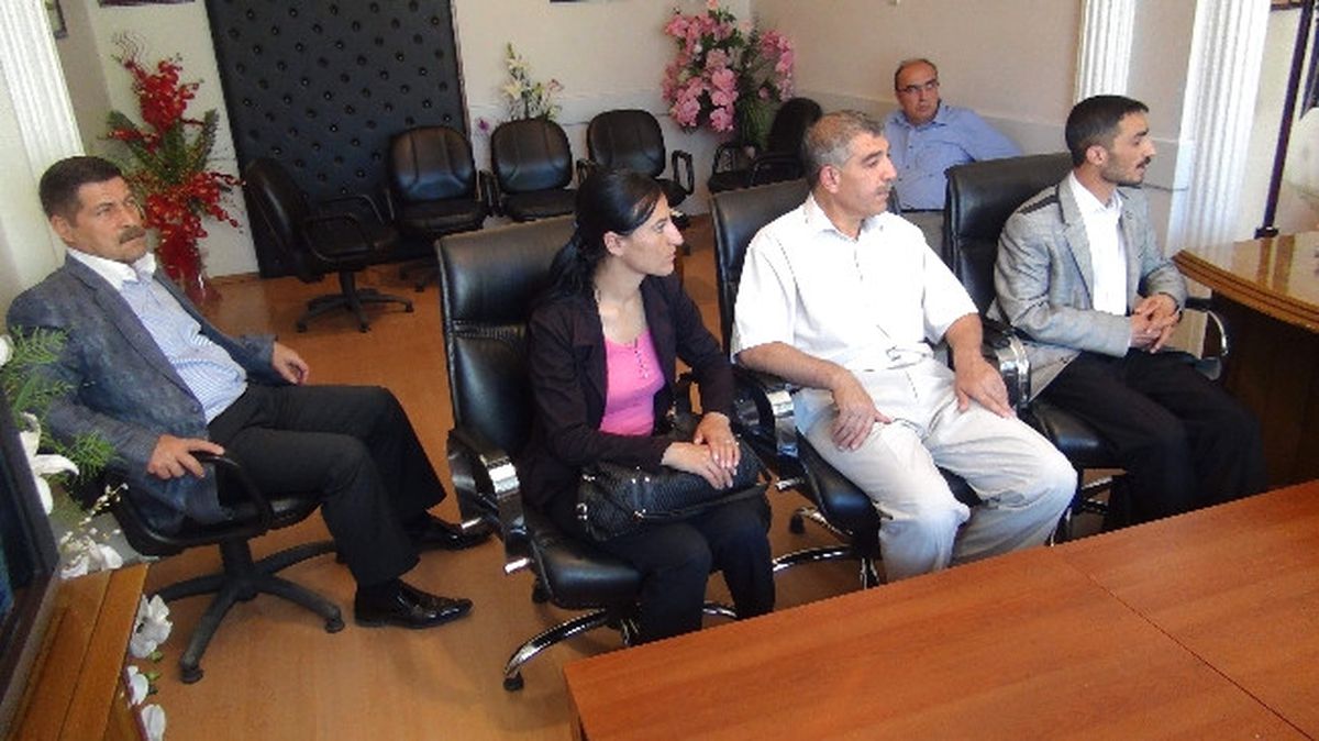 Bedensel Engellilerden AK Parti\'ye Ziyaret
