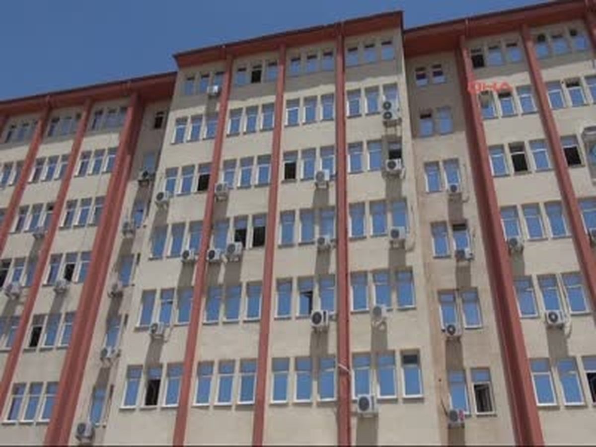 Gaziantep Kapkaç Şüphelileri Adliyeye Sevk Edildi
