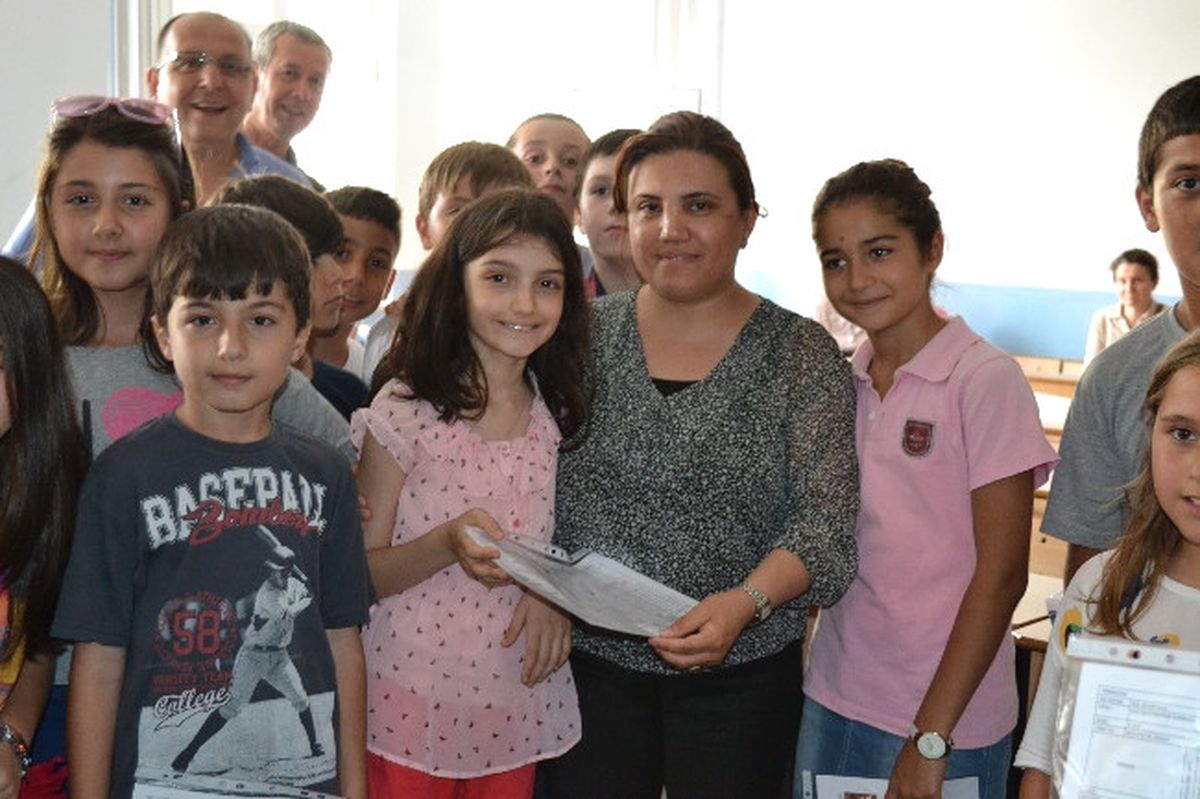 Geliboluda 7 Bin 438 Öğrenci Tatile Girdi