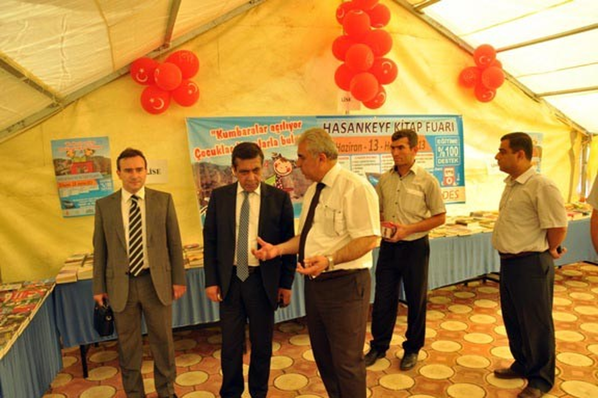 Hasankeyf\'te Kitap Fuarı Açıldı
