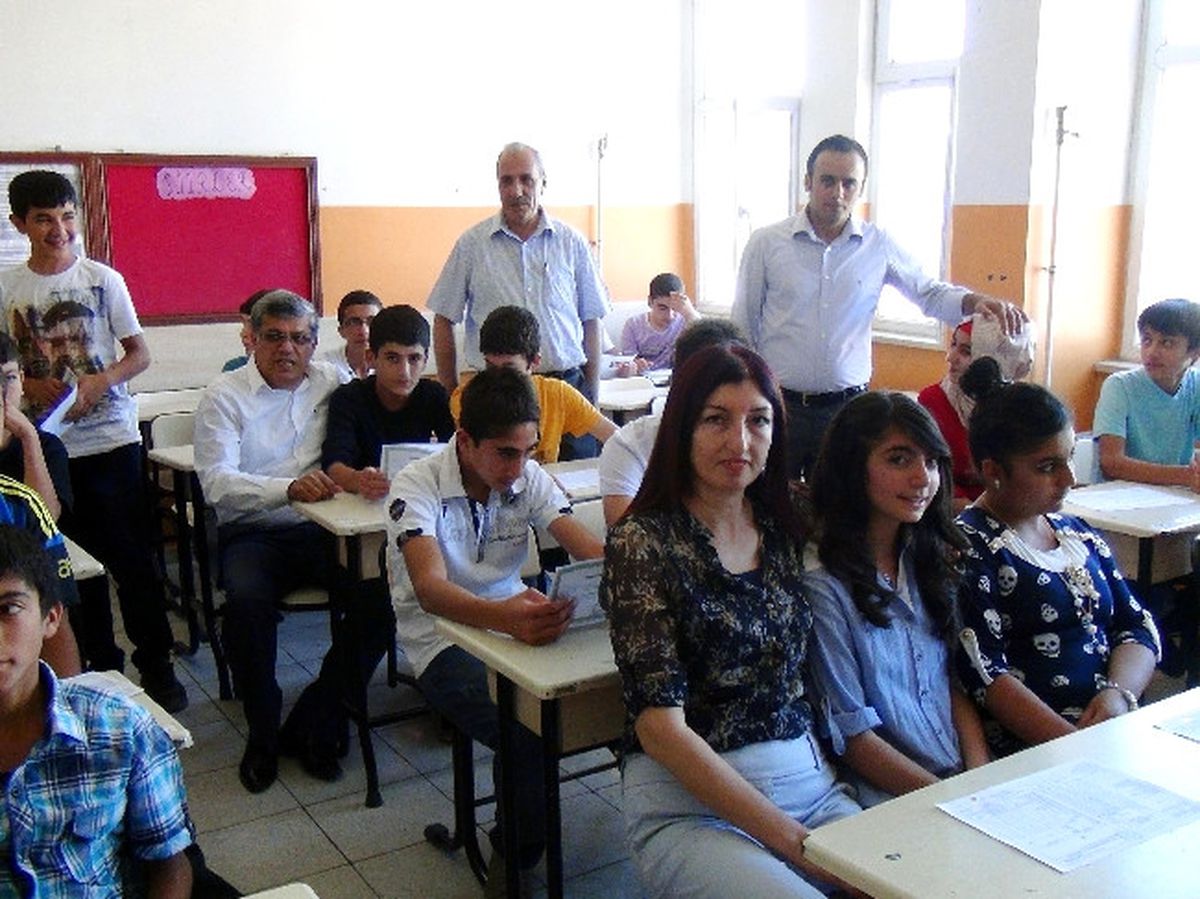 Kızıltepe\'de Karne Heyecanı