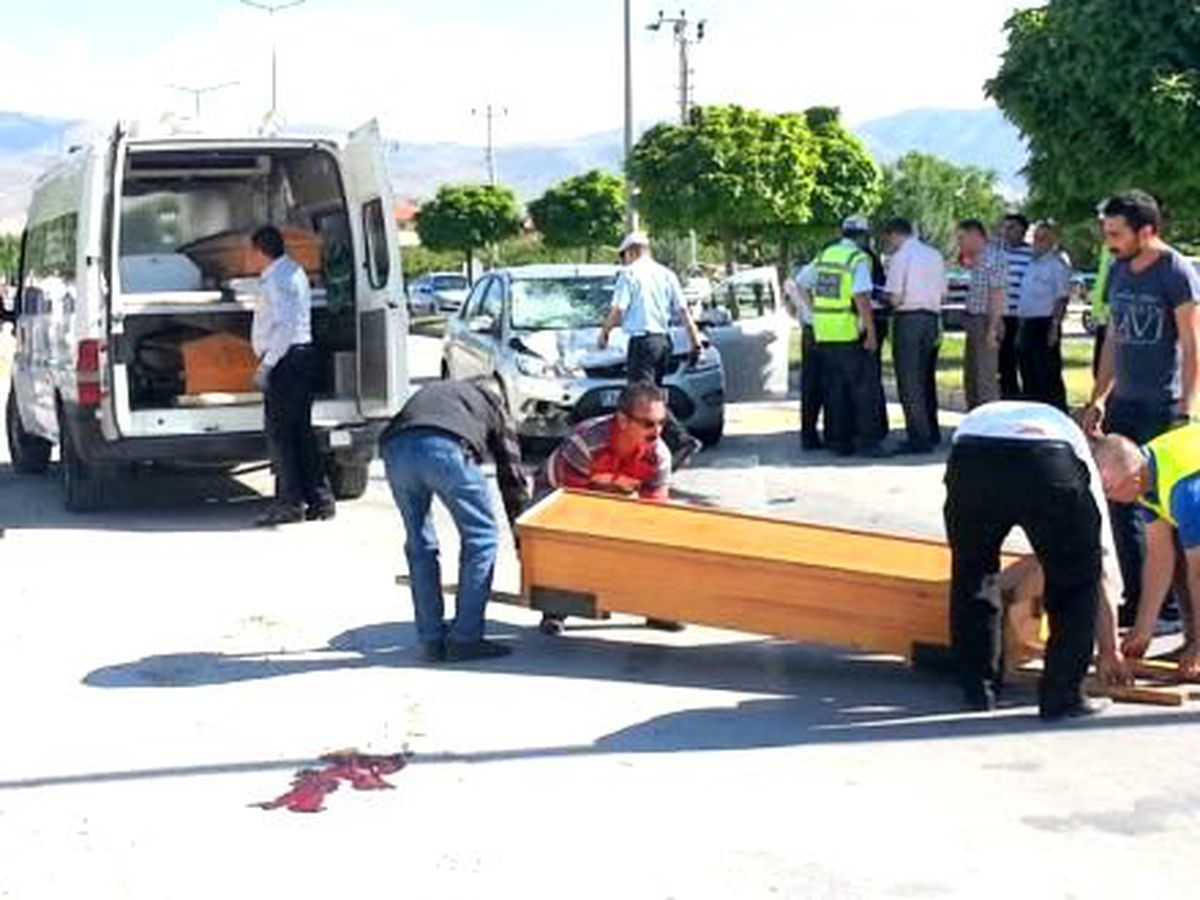 Konya\'da Trafik Kazası: 2 Ölü