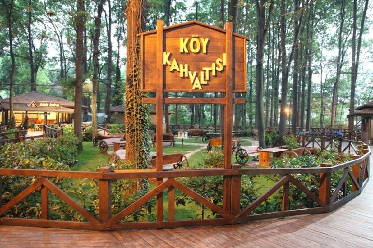 Köy Kahvaltısı Orman Park\'ta