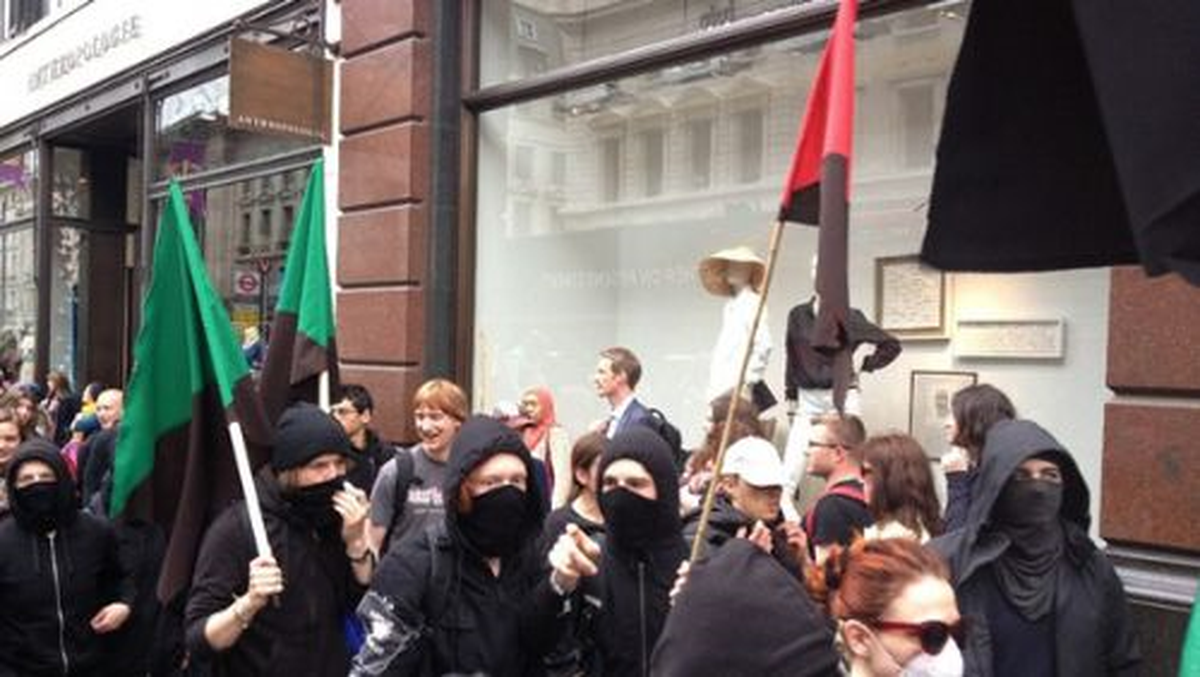 Londra\'daki G8 Protestoları