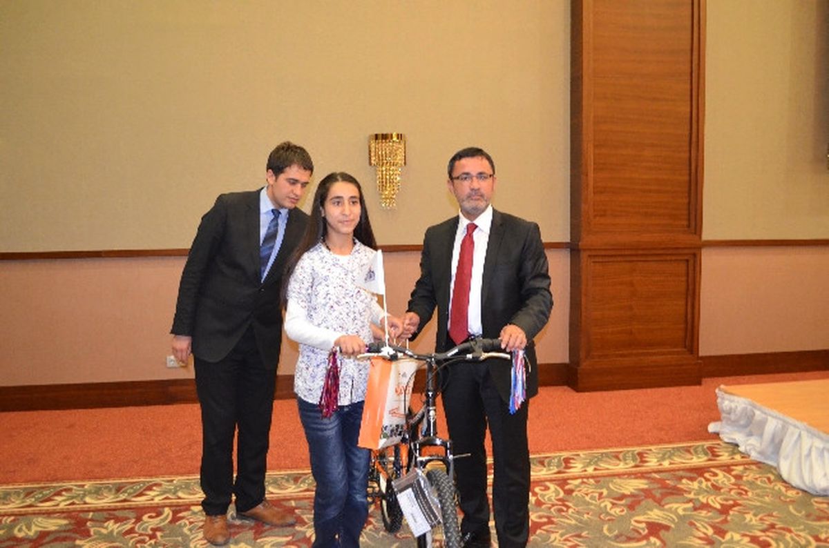 Malatya\'da Başarıyı Ödüllendirme Programı Düzenlendi