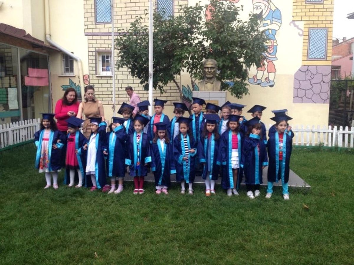 Minikler de Kep Giydi