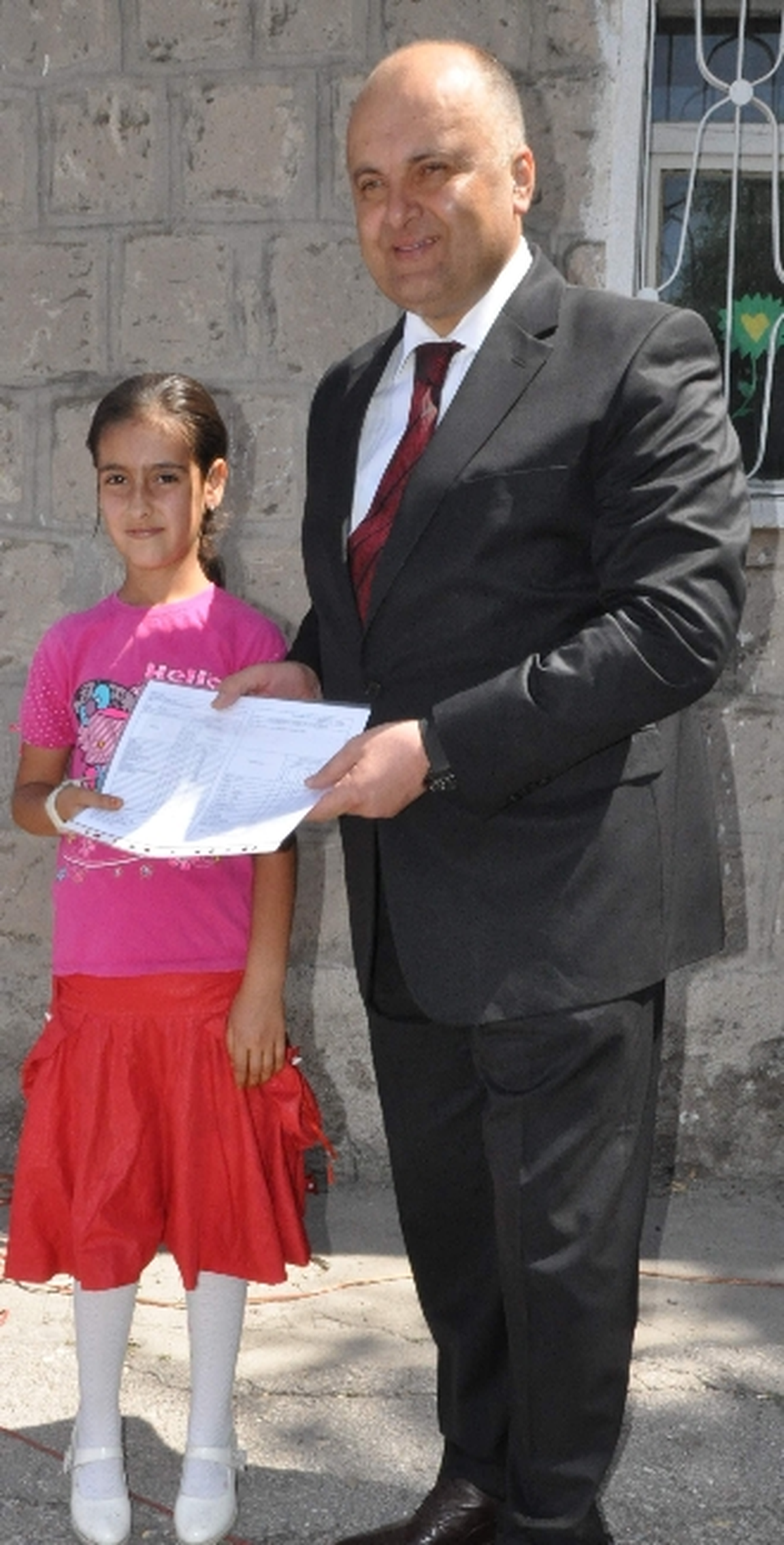 Öğrenciler Karnelerini Polisten Aldı
