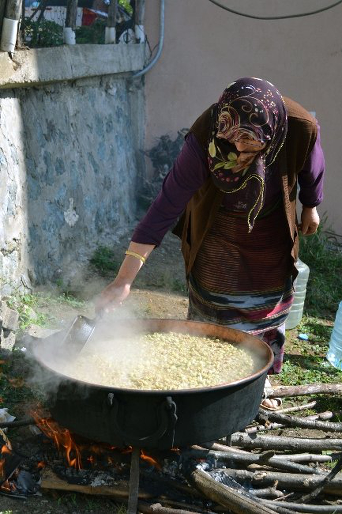 Pekmez Kazanları Kaynamaya Başladı