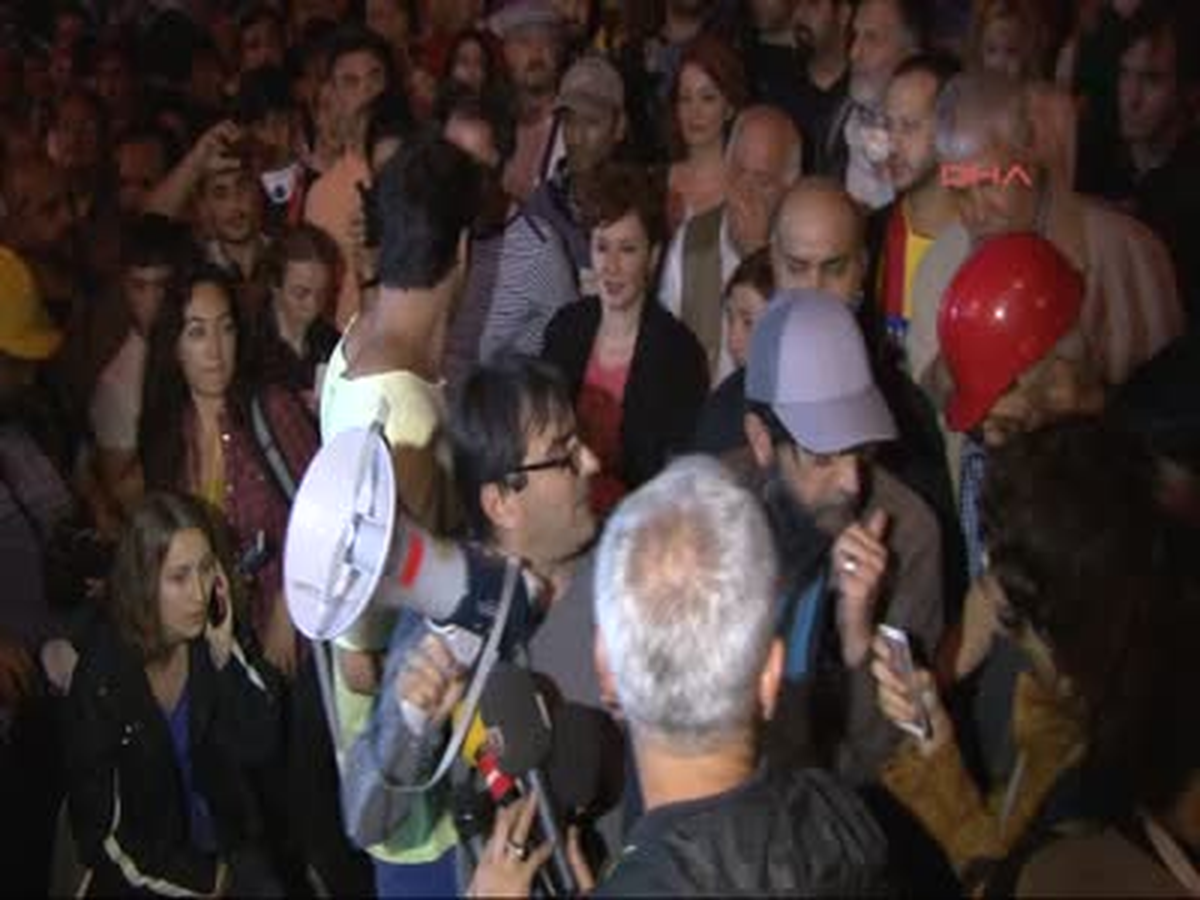 Sanatçılardan Açıklama Gezi Parkı\'na Müdahale Tehdidine Son Verilmesini Talep Ediyoruz