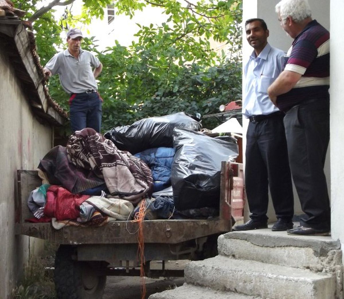 Savcılık İzniyle Çöp Ev Boşaltıldı