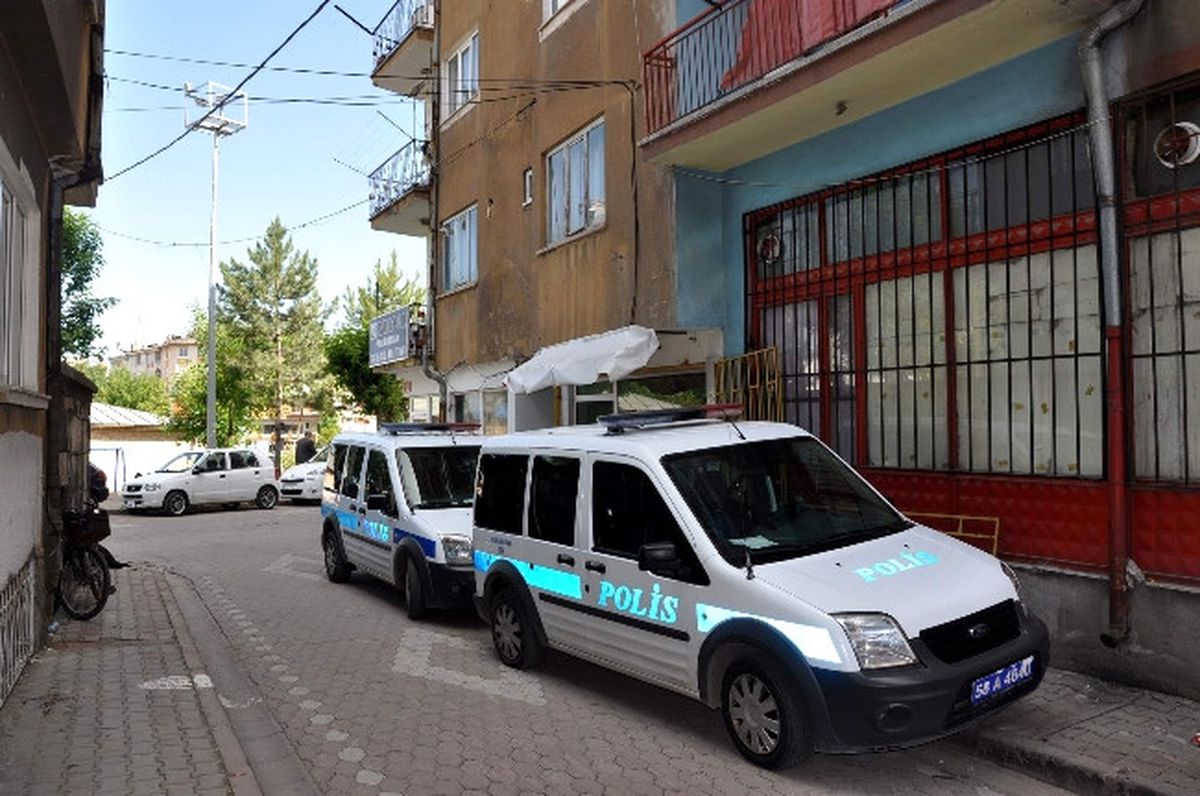 Sivas\'ta Yalnız Yaşayan Bir Kişi Evinde Ölü Bulundu