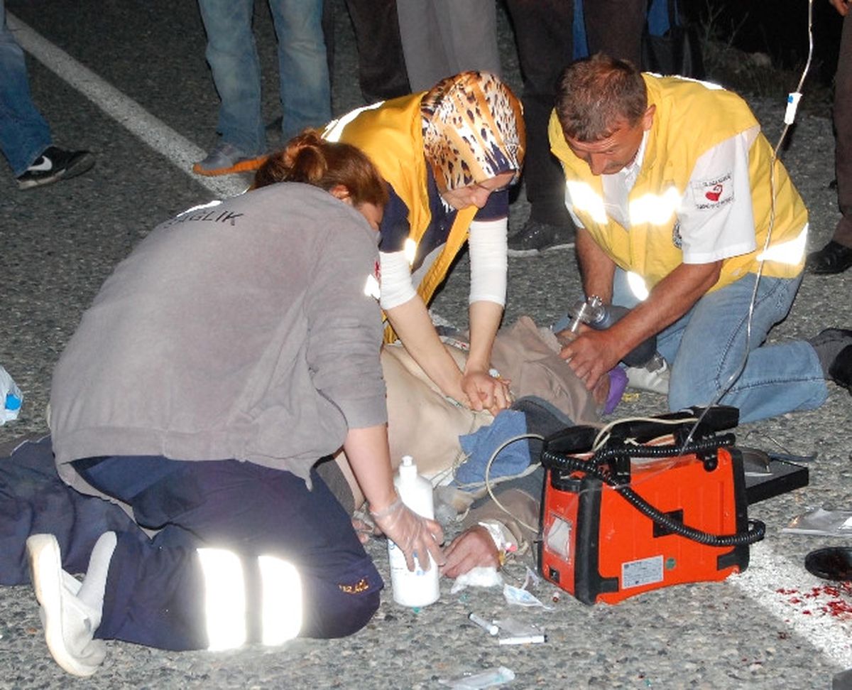 Taşköprü\'de Trafik Kazası: 1 Ölü, 1 Yaralı