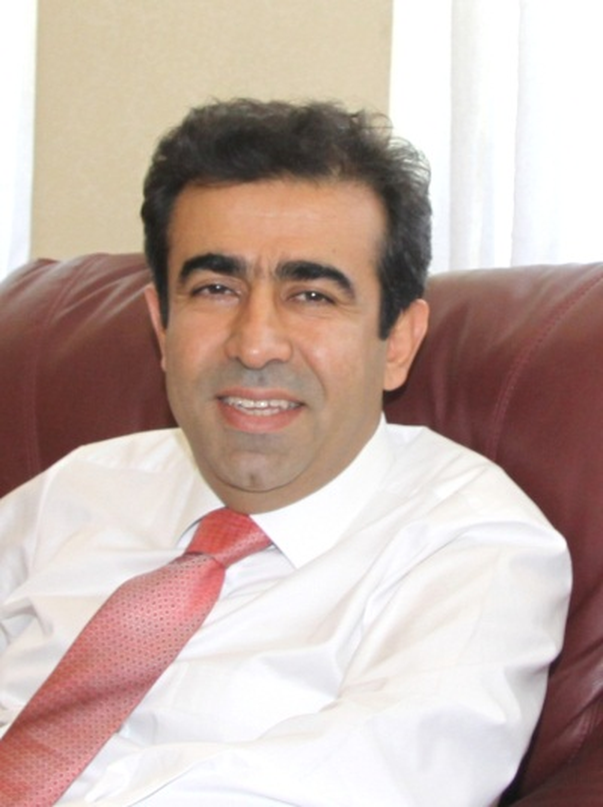 Vali Güzeloğlu \'Babalar Günü\'nü Kutladı