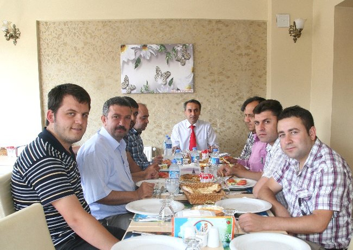 Yozgat\'ta Yeni Açılan Restoran 7 Bölgeden Yemek Çeşidi Sunacak