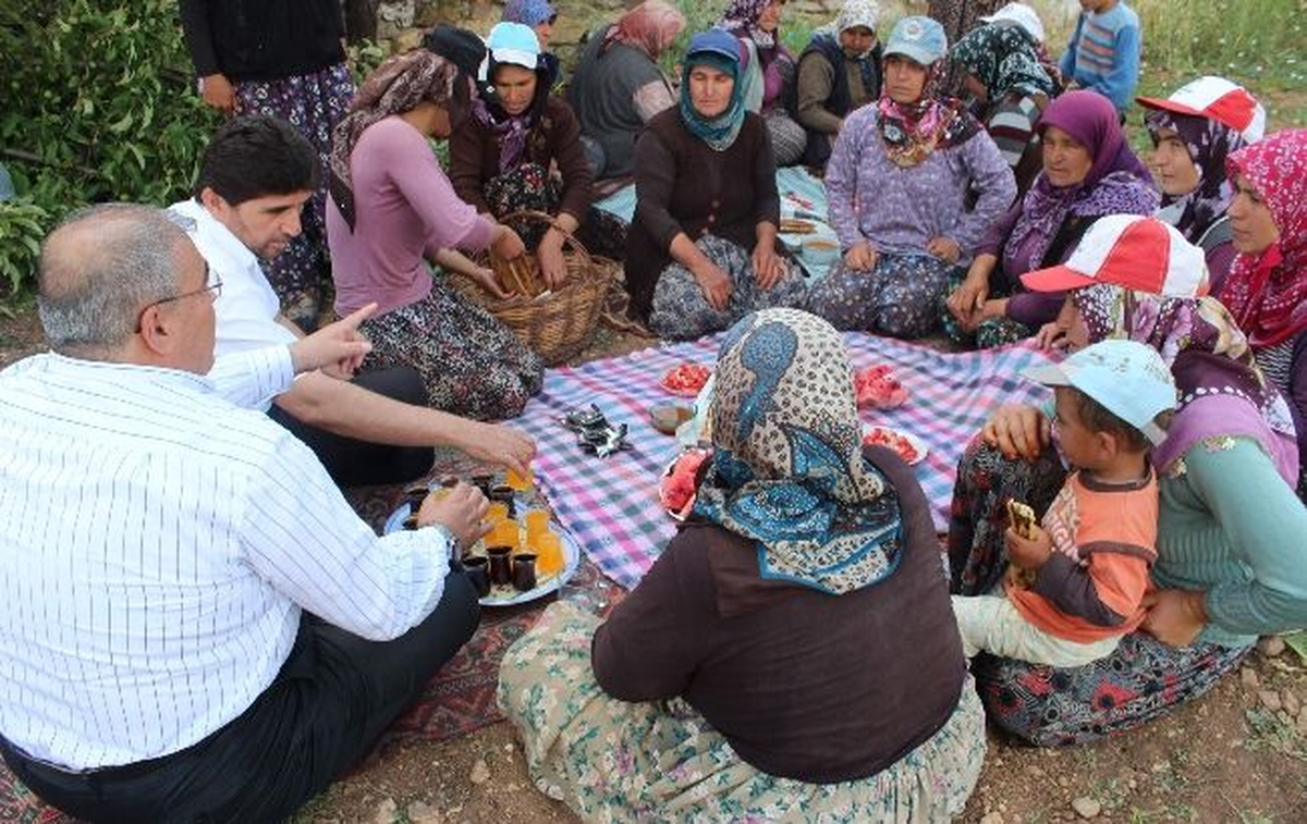 AK Parti Konya Milletvekili Üzülmez\'den Derbent İlçesine Ziyaret