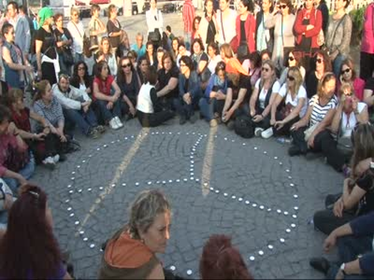 Anneler Gezi Parkı Eylemlerinde Hayatlarını Kaybedenleri Andı