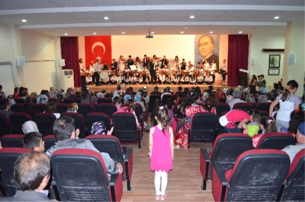 Bahri Alp Ortaokulu'ndan Muhteşem Sezon Finali