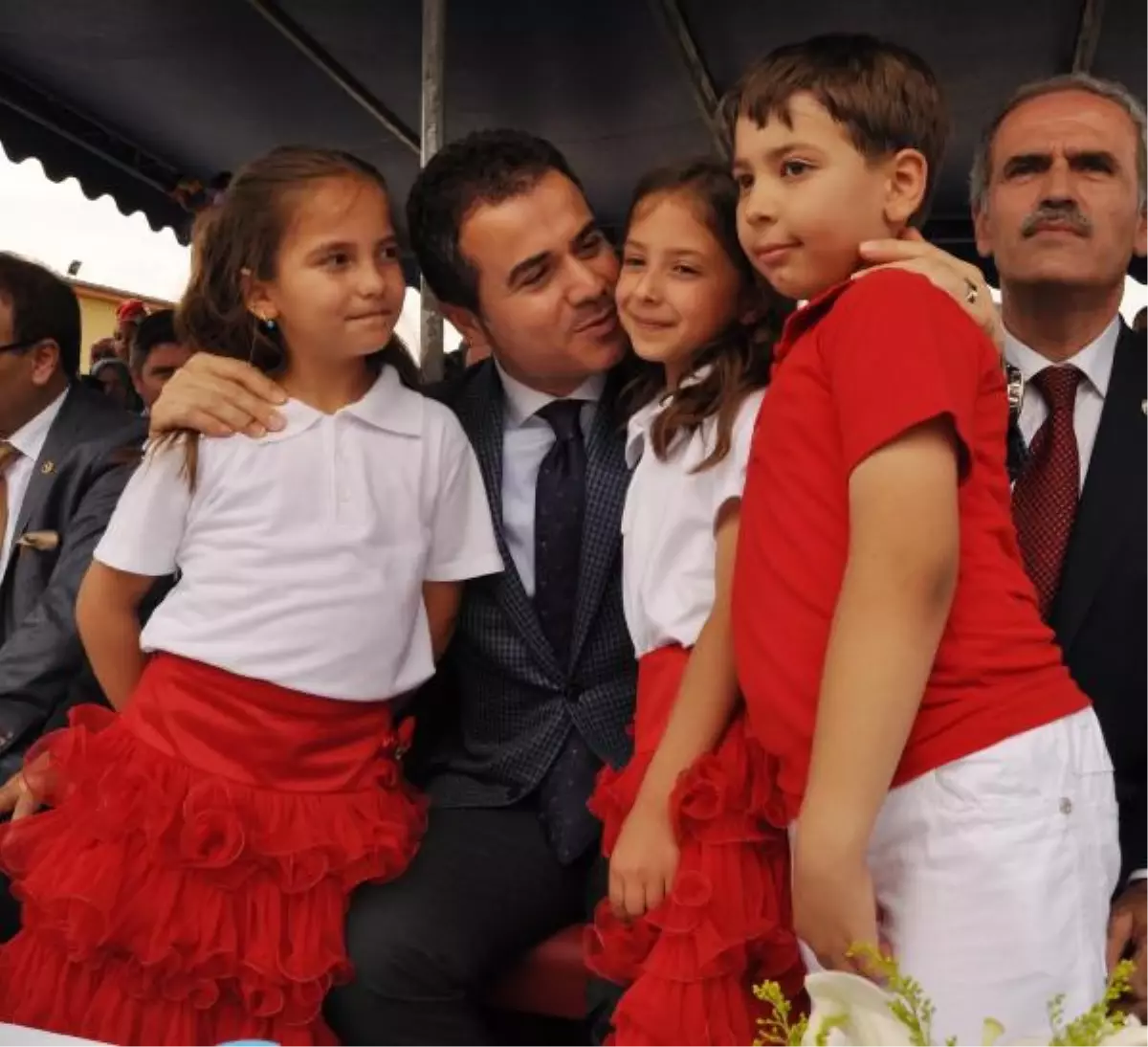 Bakan Kılıç: Meydanlara Çıkma Nedenimiz Millete Olanları Anlatmak (2)