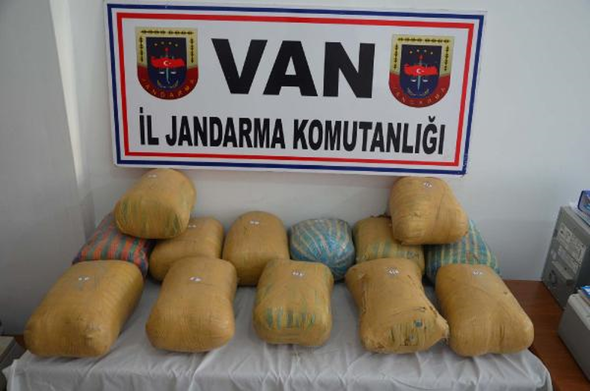 Başkale\'de 91 Kilo Esrar Ele Geçirildi