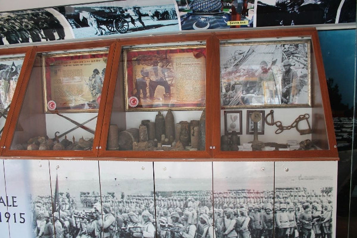 Çanakkale Savaş Müzesi Otobüsü Piazza\'da