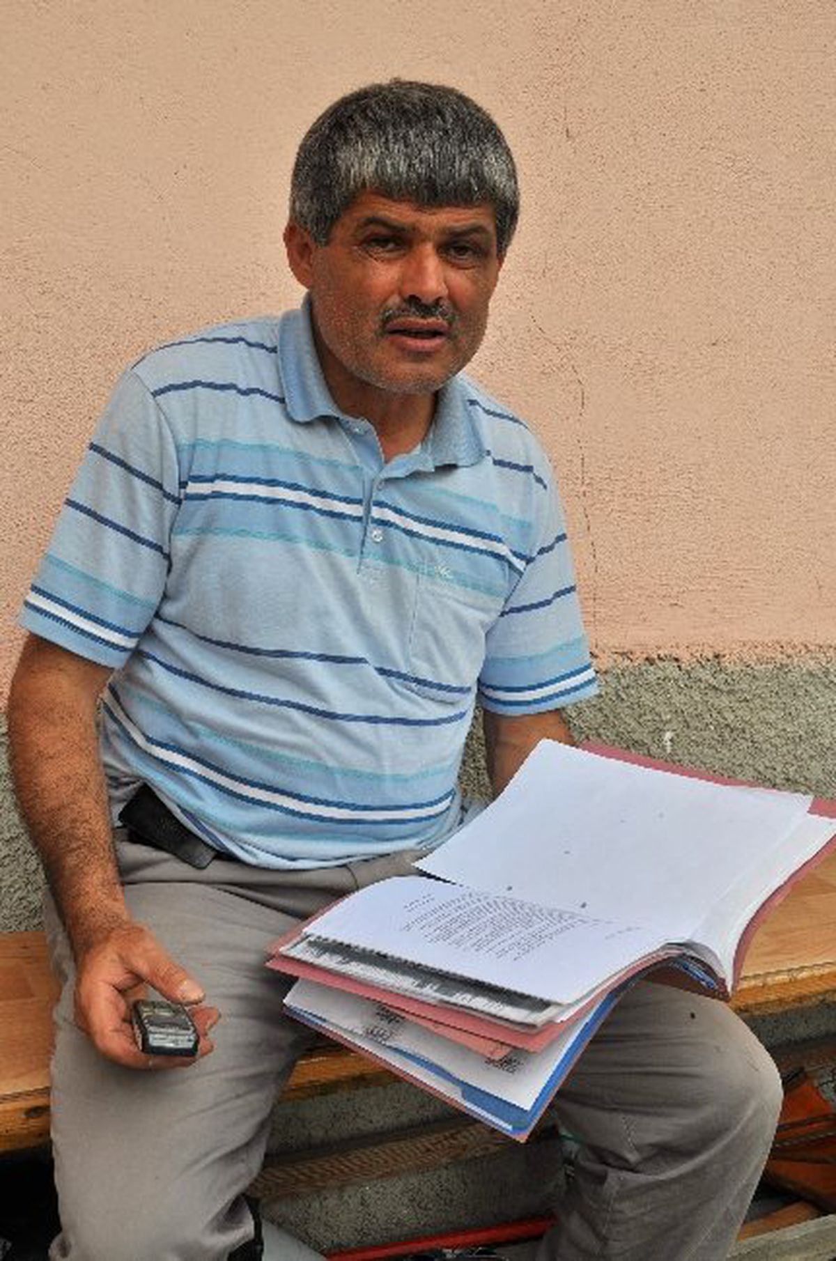 Çareyi Adını Değiştirmekle Buldu