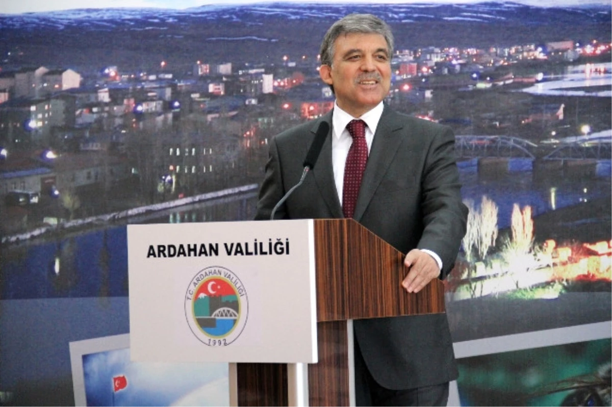 Cumhurbaşkanı Gül\'den Ardahan Üniversitesi\'ne Büyük Övgü