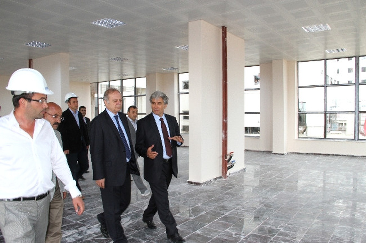 Cumhurbaşkanlığı\'ndan Arü\'nün Yeni Yerleşkesine Tam Not