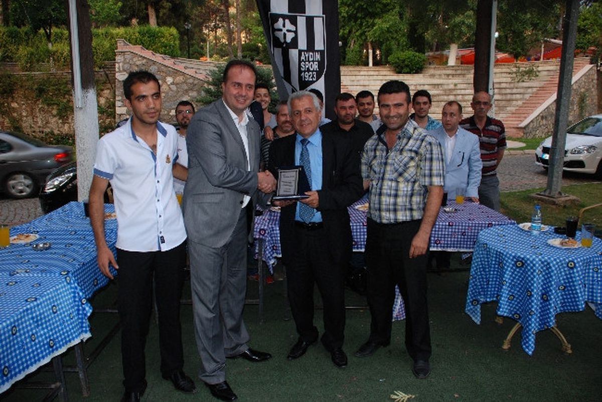 Dinçel Aydın\'a Geldi