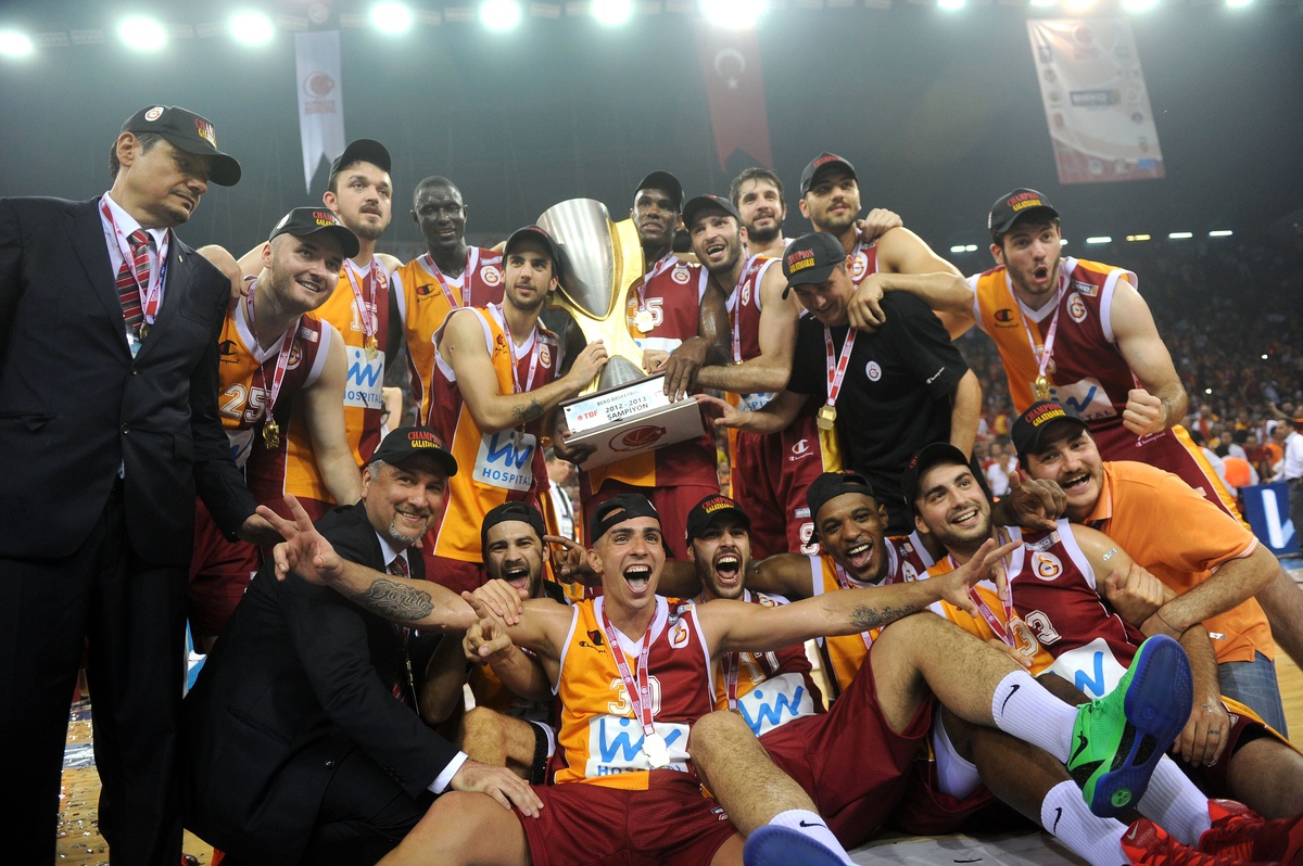 Galatasaray Medical Park\'ta Şampiyonluk Kutlaması