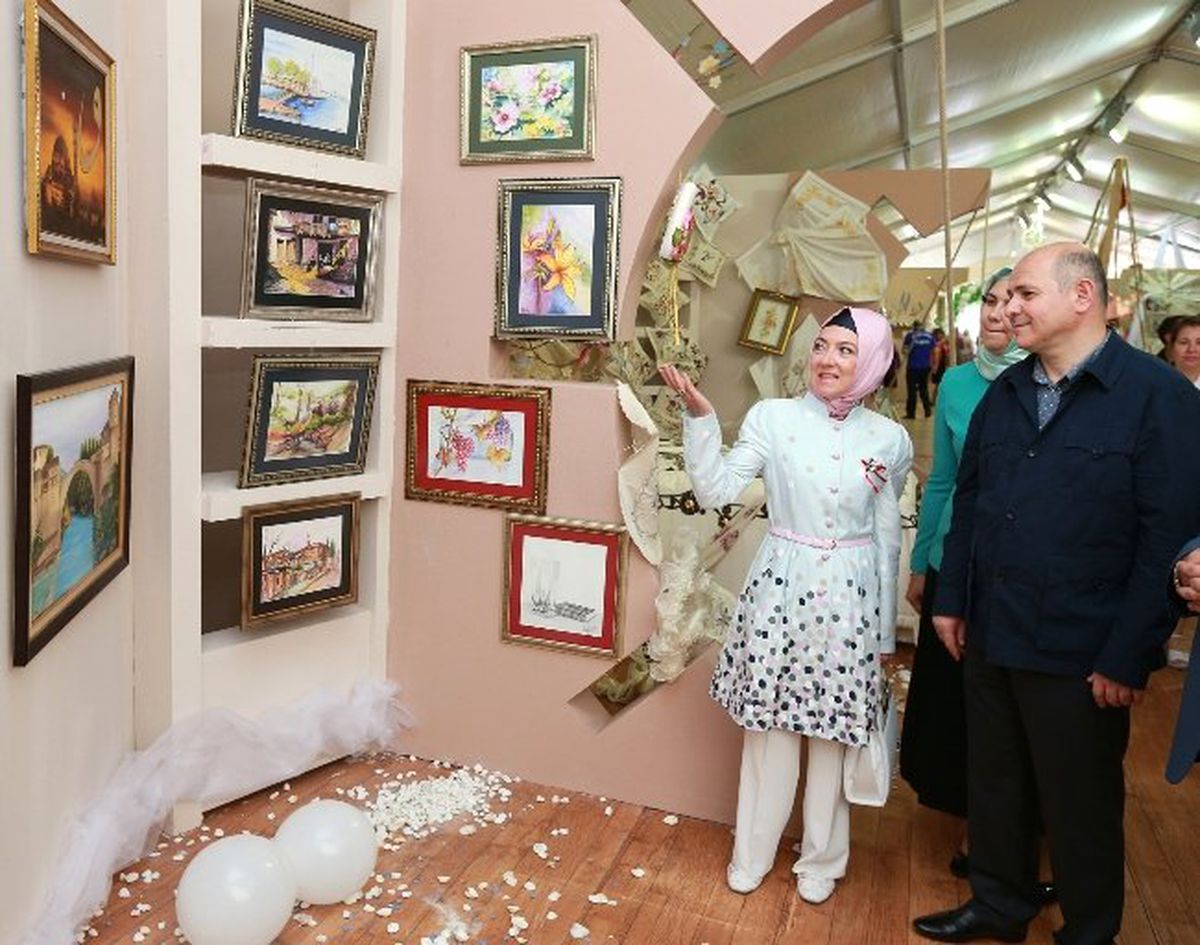 Gaziosmanpaşalı Hanımlardan El Sanatları Sergisi