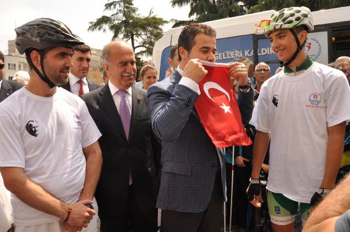 Gençlik ve Spor Bakanı Kılıç\'ın U20 Dünya Şampiyonası Tepkisi