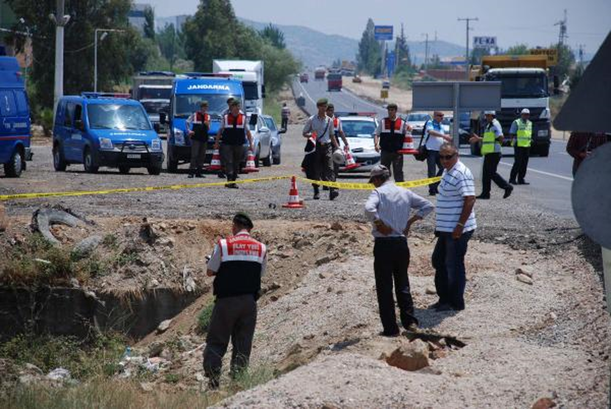 İçme Suyu Şebekesi Kazarken Top Mermisi Buldular
