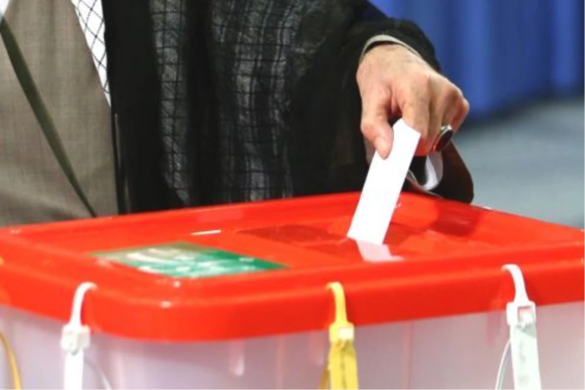 İran\'da Cumhurbaşkanlığı Seçimi