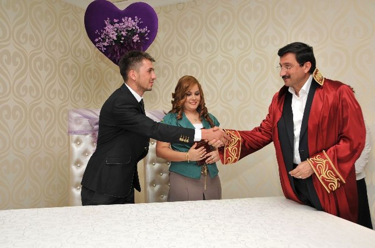 Keçiören\'de Web\'de Canlı Nikah Dönemi