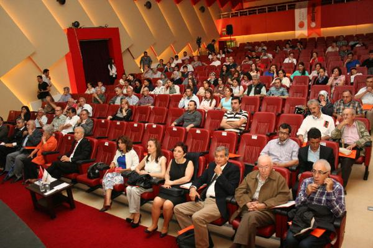 Prof.dr.pallikaris: Göz Konusunda Türkiye Dünya ile Yarışıyor