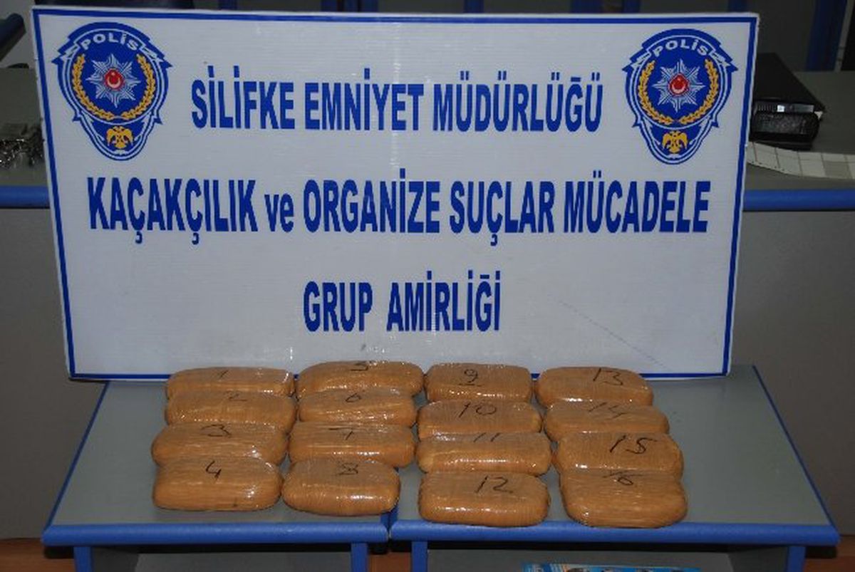 Silifke\'de 10 Kilo Eroin Ele Geçirildi