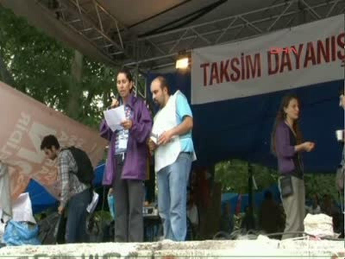 Taksim Dayanışmasının Kararı Eylemcilere Okundu İstanbul Dha Taksim Dayanışması\'nın Yaptığı...