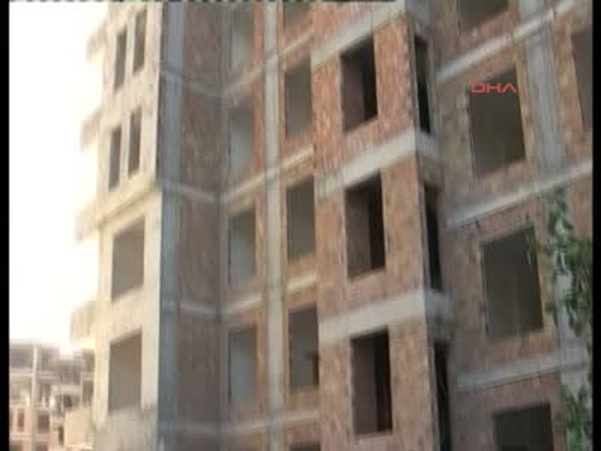 Tarsus İskele Çöktü; 1 İşçi Öldü, 2 İşçi Yaralandı İskele Çöktü; 1 İşçi Öldü, 2 İşçi Yaralandı