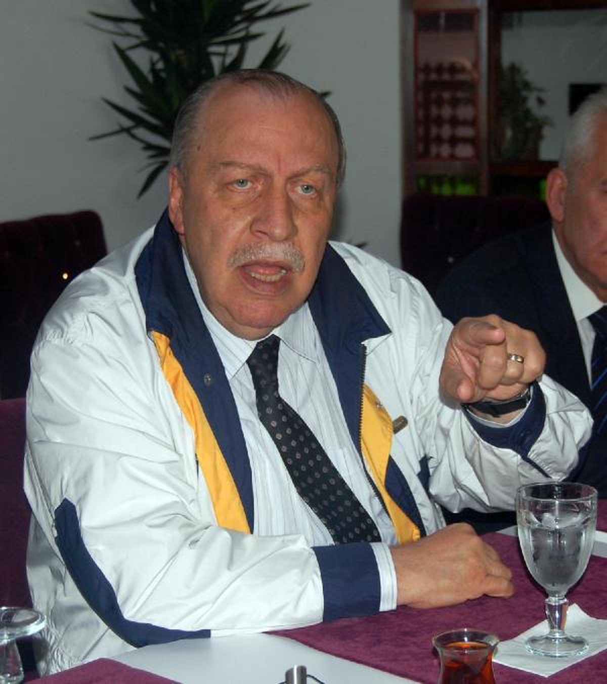 Yaşar Okuyan: Gezi Parkı Erdoğan'ın Sorunudur