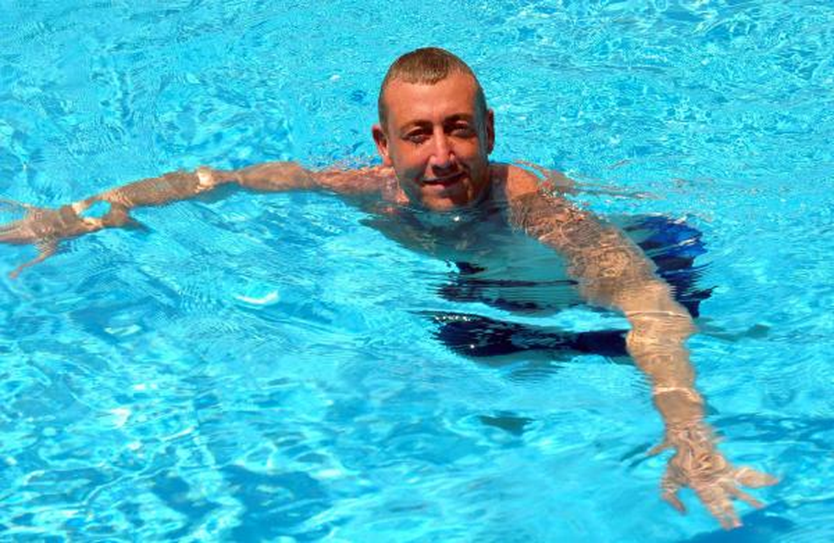 Yetenek Yarışmacısı İngiliz Bodrum\'da Tatilde