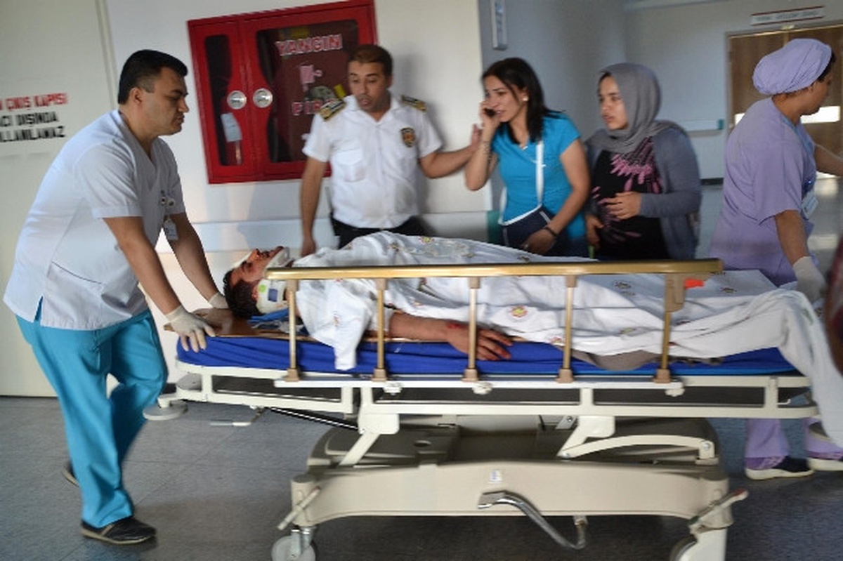 Yolun Karşısına Geçerken Otomobil Çarptı